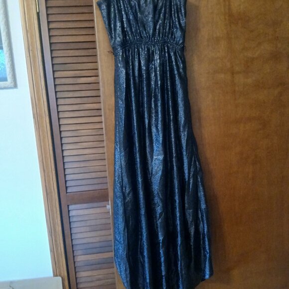 Express size S black shimmering long dress with ruffled bottom - Picture 2 of 3